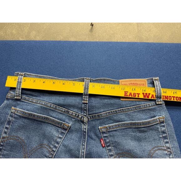 Levi's Women's Wedgie Straight Jean Button Fly Size 30/28 Blue Measurements Pics - Picture 5 of 9